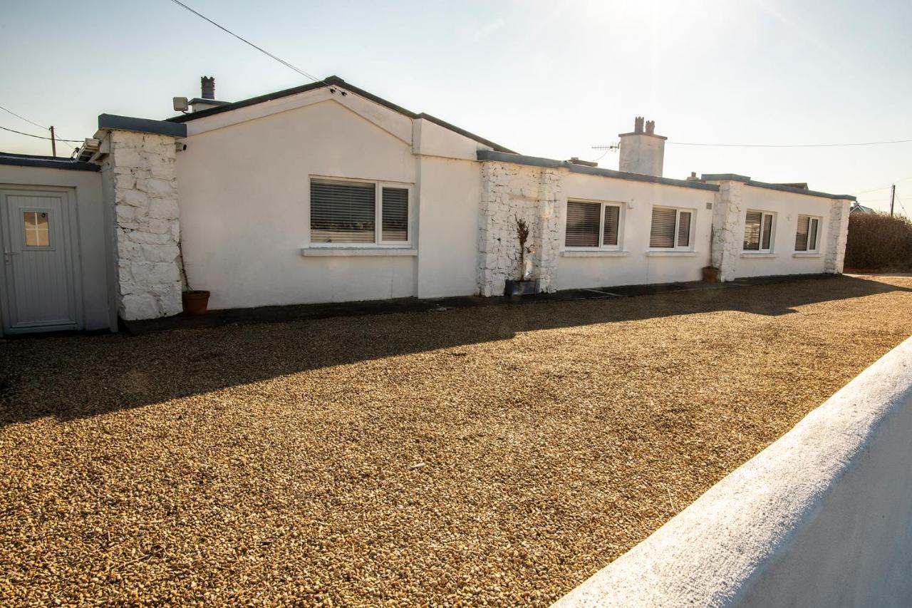Beachcomber Cottages Ballyconneely Exteriör bild