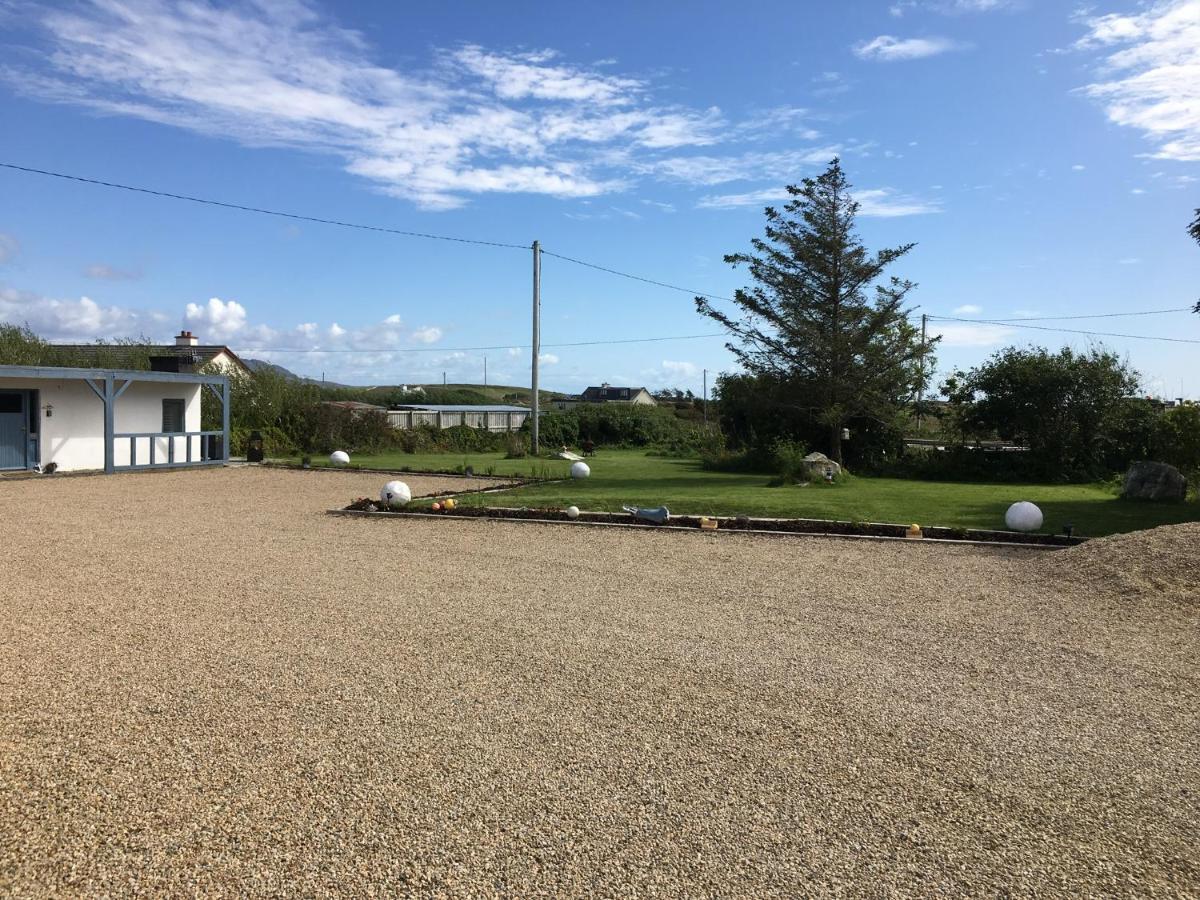 Beachcomber Cottages Ballyconneely Exteriör bild
